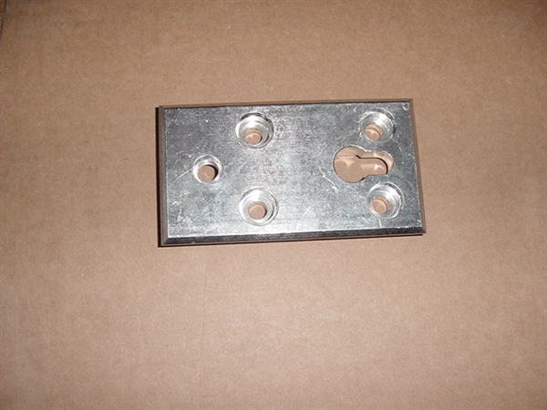 Ferno Large Aluminum Block for 175 cot latch, floor plate