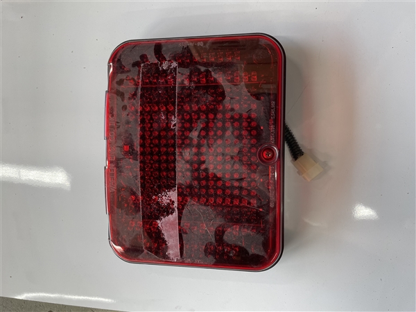 Whelen 9E Red LED Light