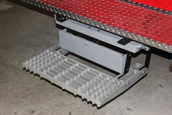 Electric Retractable Vehicle Step - 7-5/8" drop