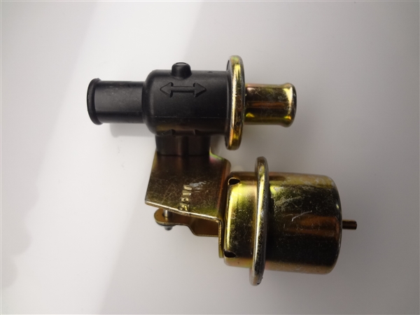 Hoseline Vacuum Controlled Water Valve, 5/8"