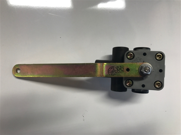 Leveling Valve & Bracket