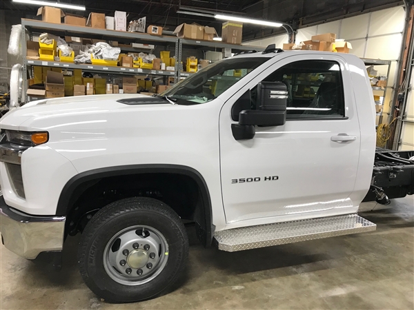 Type I 2020 Chevrolet C/K 3500 Running Boards
