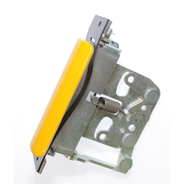 Wheeled Coach Trailing door latch